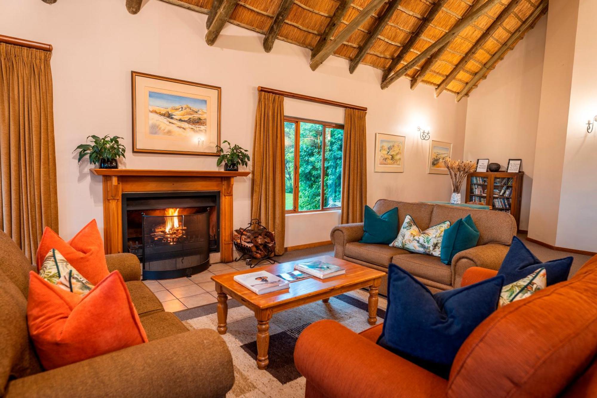 Montusi Mountain Lodge Bonjaneni Екстер'єр фото