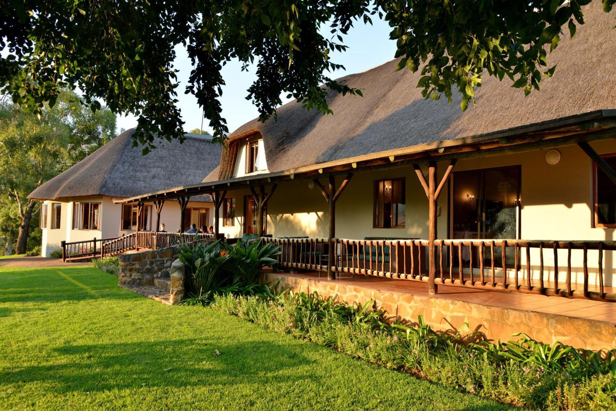 Montusi Mountain Lodge Bonjaneni Екстер'єр фото