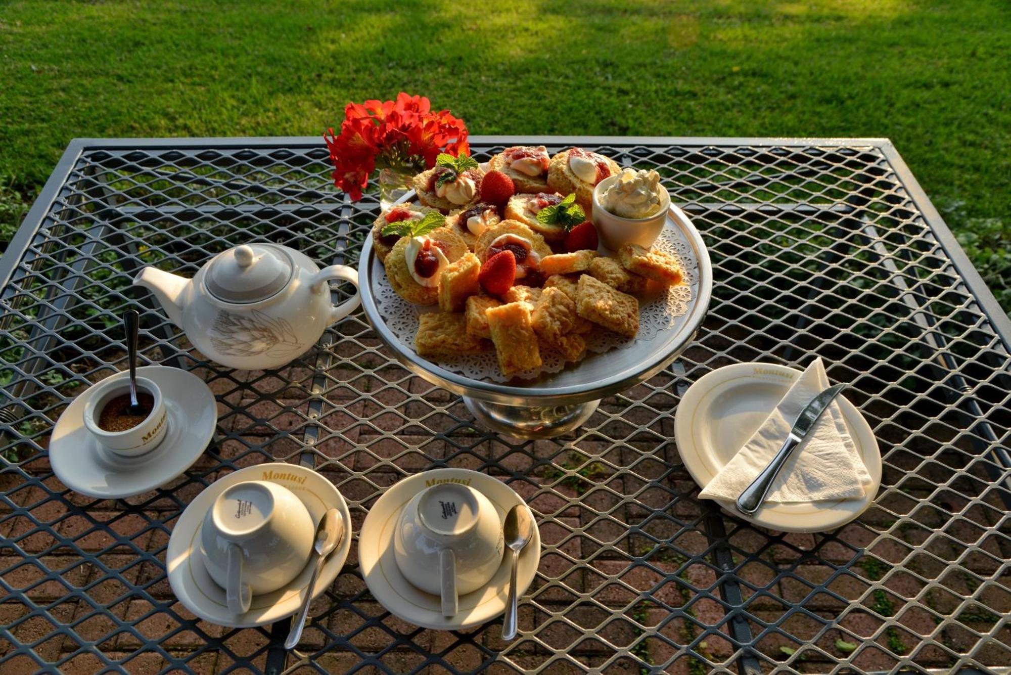 Montusi Mountain Lodge Bonjaneni Екстер'єр фото