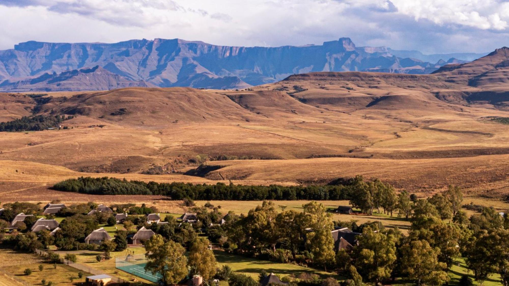 Montusi Mountain Lodge Bonjaneni Екстер'єр фото