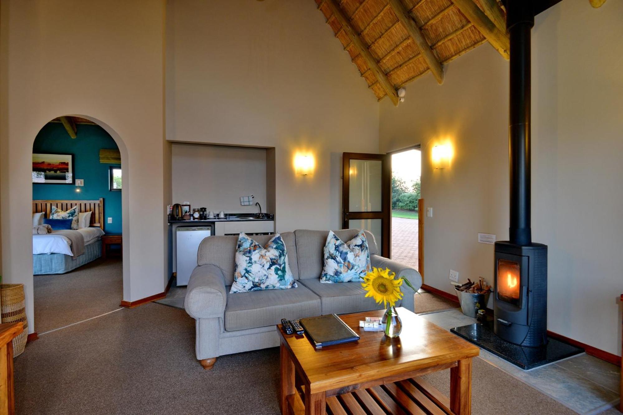 Montusi Mountain Lodge Bonjaneni Екстер'єр фото